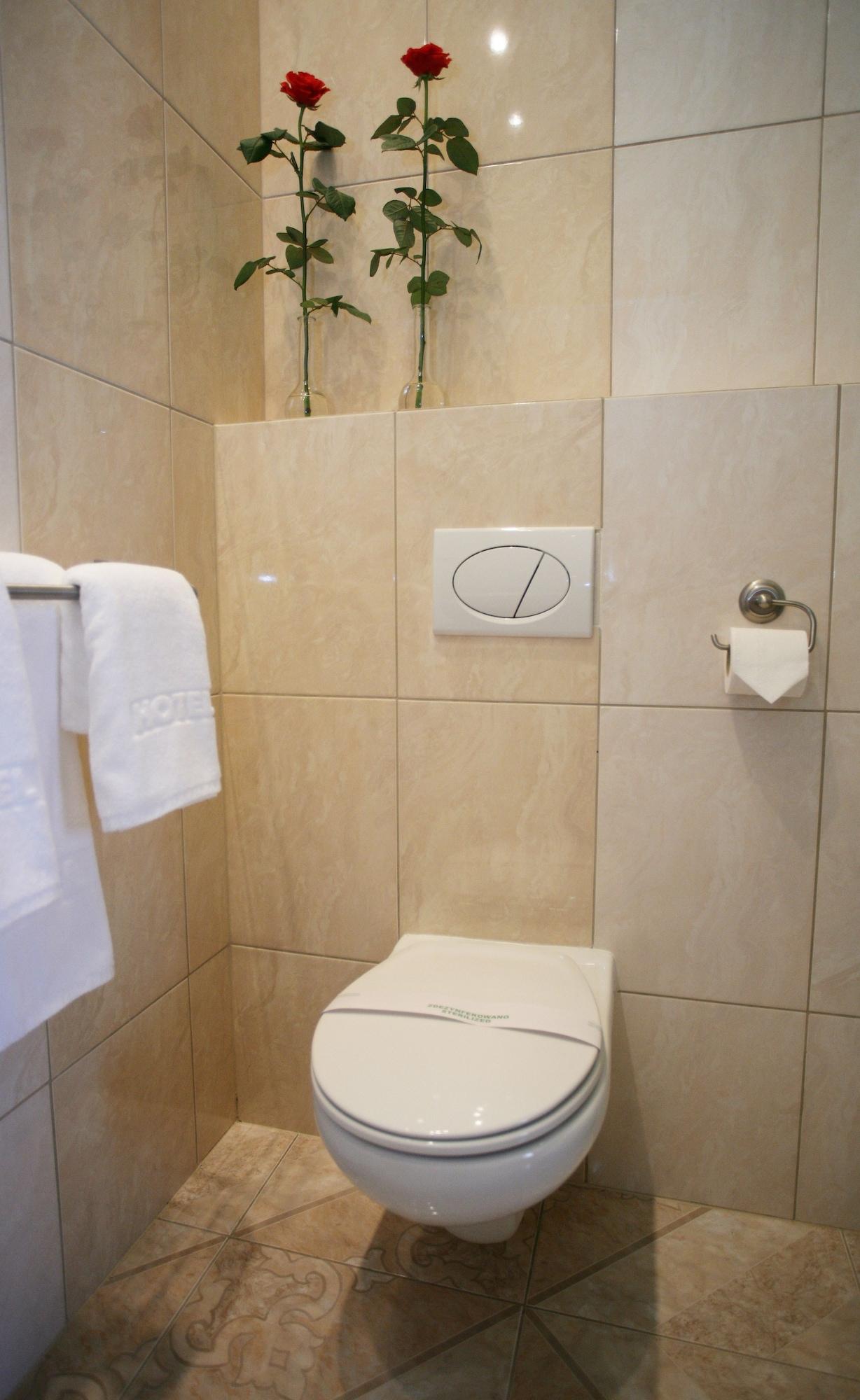 Aparthotel Globus Krakau Buitenkant foto